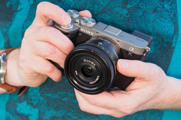  Review/Đánh giá Sony A7Cii - Nhỏ gọn, cơ động và chất lượng